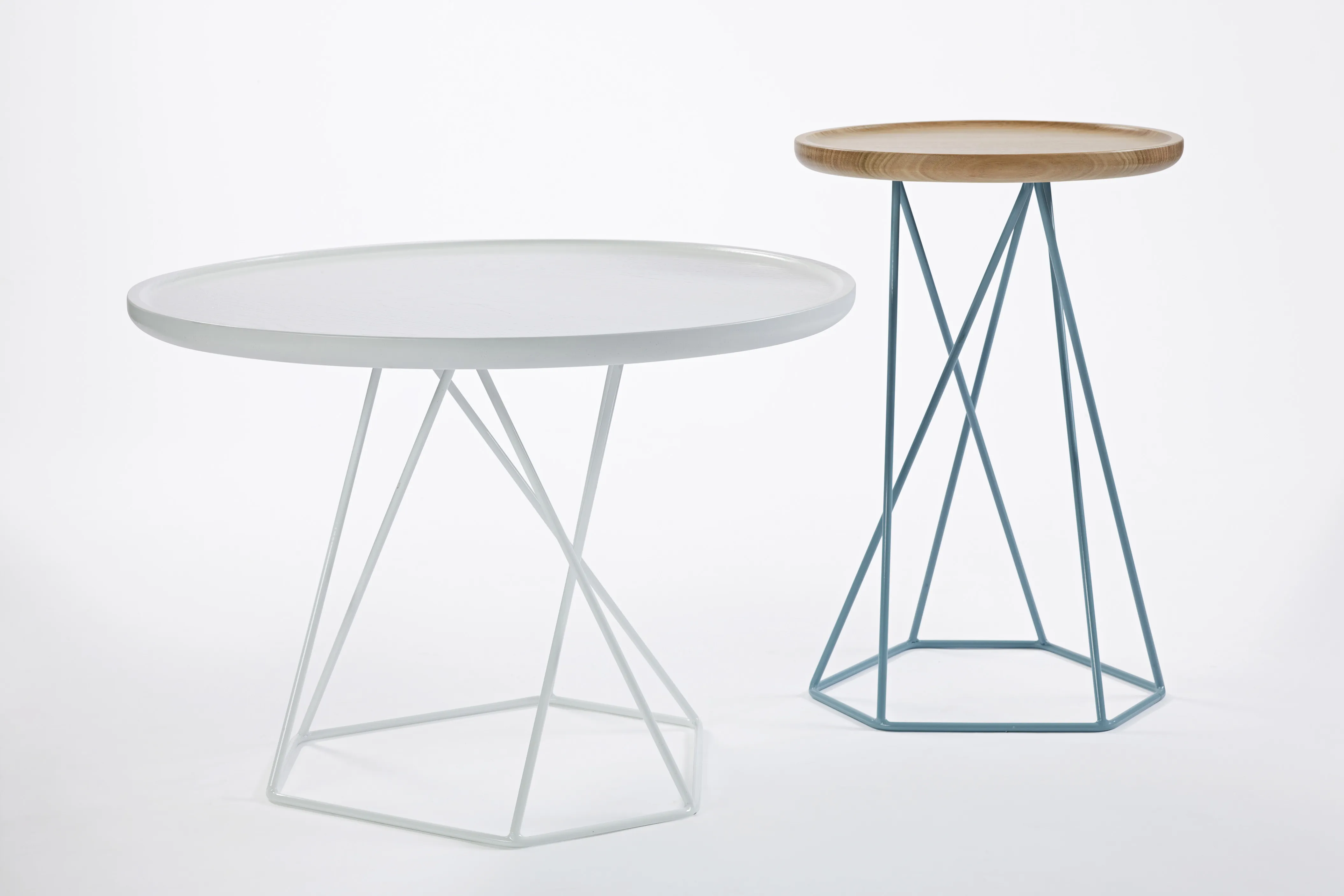 Table Asymmetry par Ross Gardam — photo 3