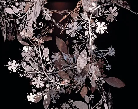 Garland-detail_gif_472x1200_q85 Design éphémère sur Google — photo 2