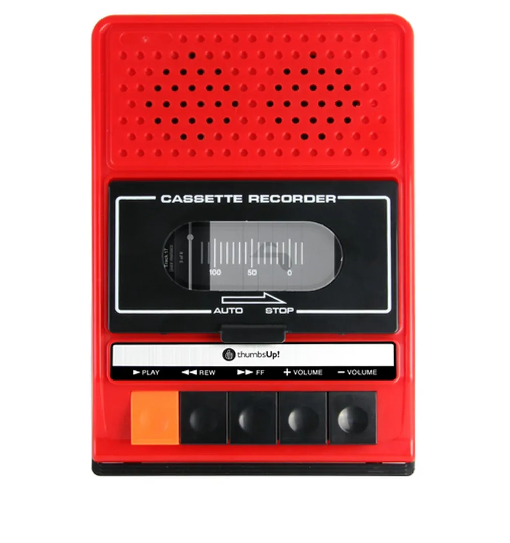 IREC une enceinte pour iphone au look d'un ancien magnéto — photo 3