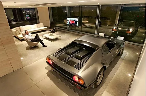 Maserati-garage-2