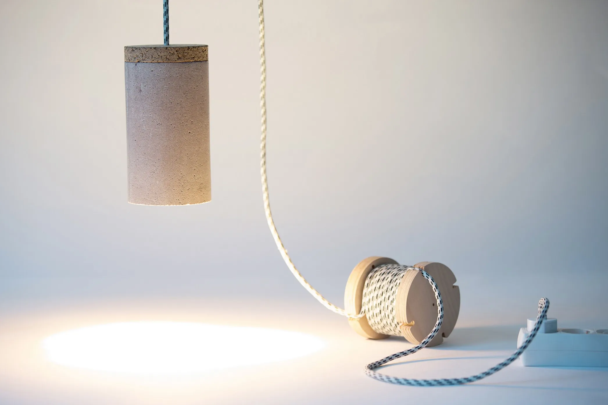 Slash Lamp, la lampe personnalisable par Dragos Motica — photo 5