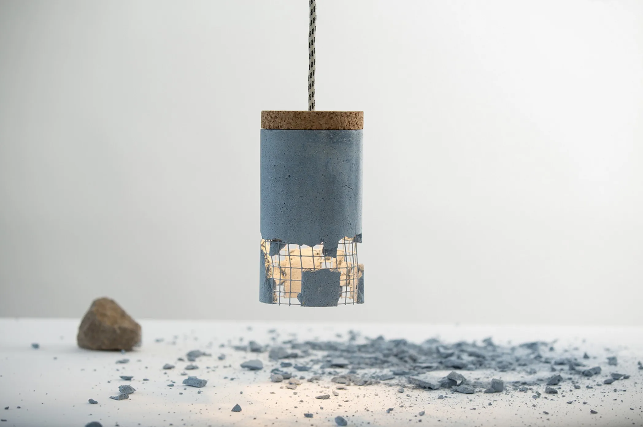 Slash Lamp, la lampe personnalisable par Dragos Motica — photo 1