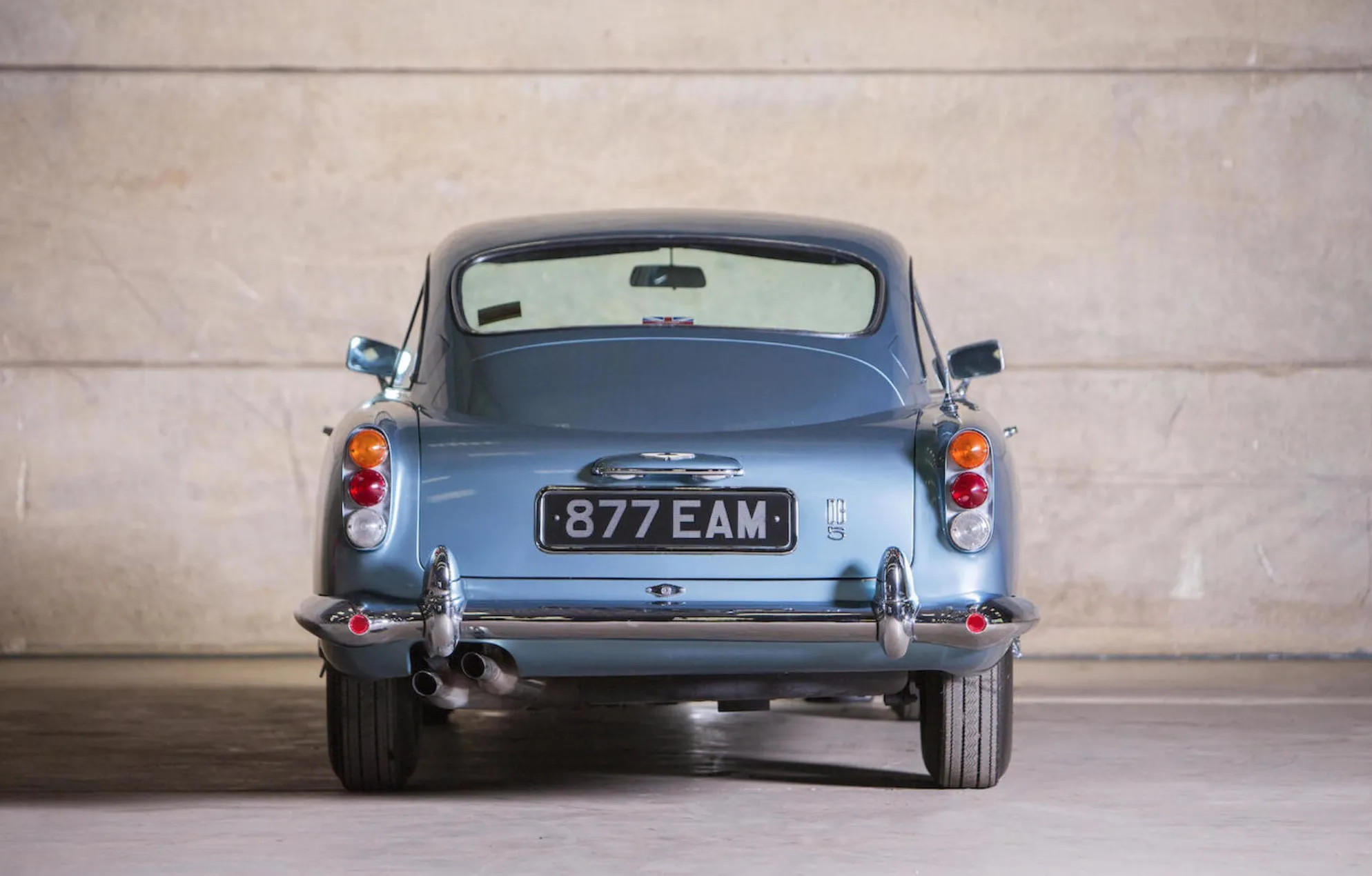 1964 Aston Martin DB5 Sports Saloon — photo 3