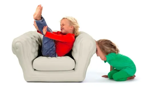 baby-blo-2 Baby Blo, le Chesterfield pour les enfants par Jeroen van de Kant — photo 2
