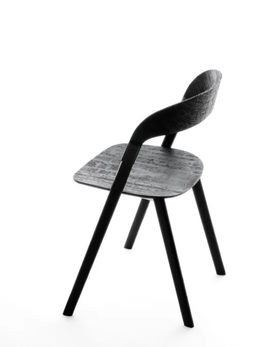 Baguettes chair par Ronan et Erwan Bouroullec — photo 2
