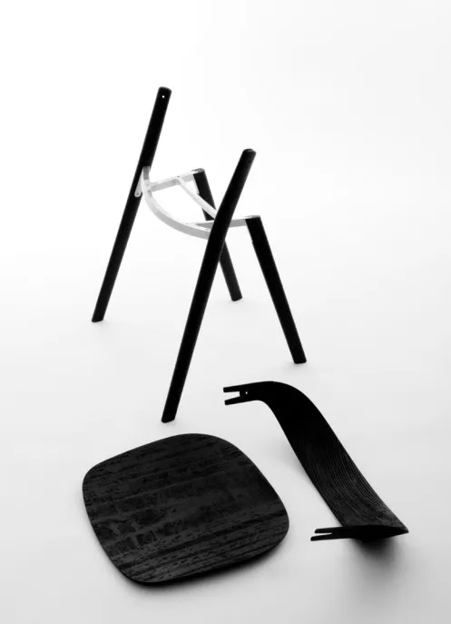 Baguettes chair par Ronan et Erwan Bouroullec — photo 1