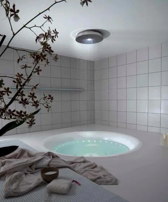 Geo 180 une belle baignoire douche par Kos — photo 1