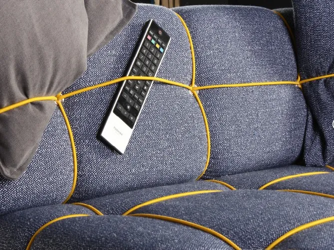 Bungy Sofa par Leala Dymond — photo 1