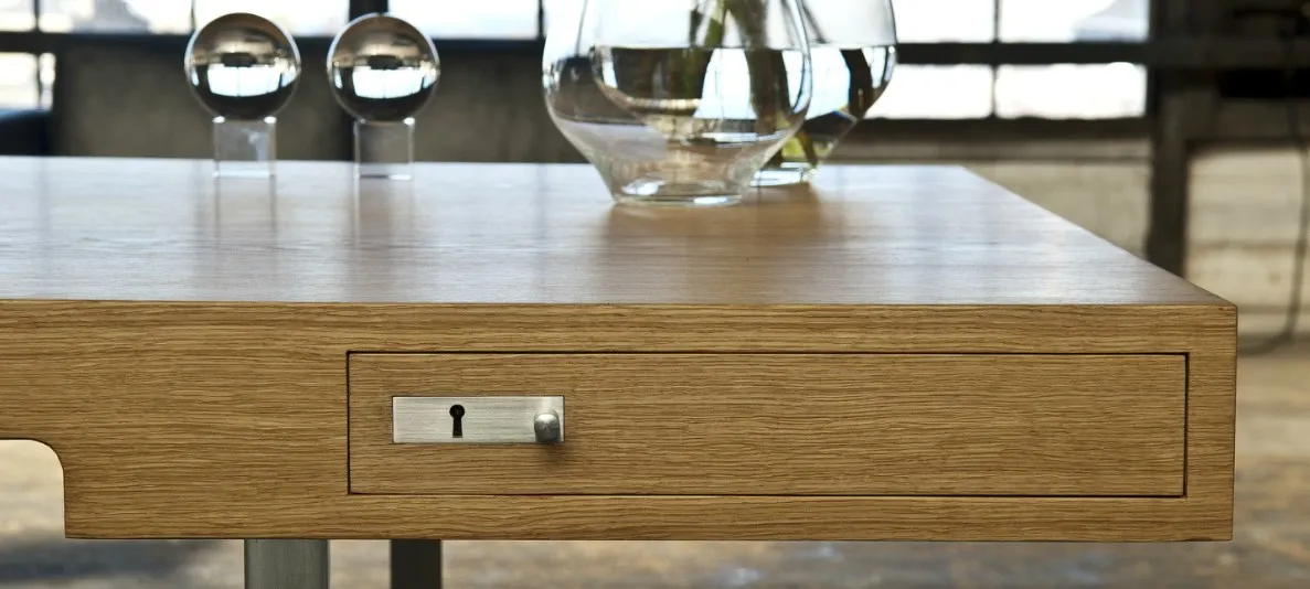 bureau-ch110-5 Bureau CH110 Desk par Hans Wegner — photo 3