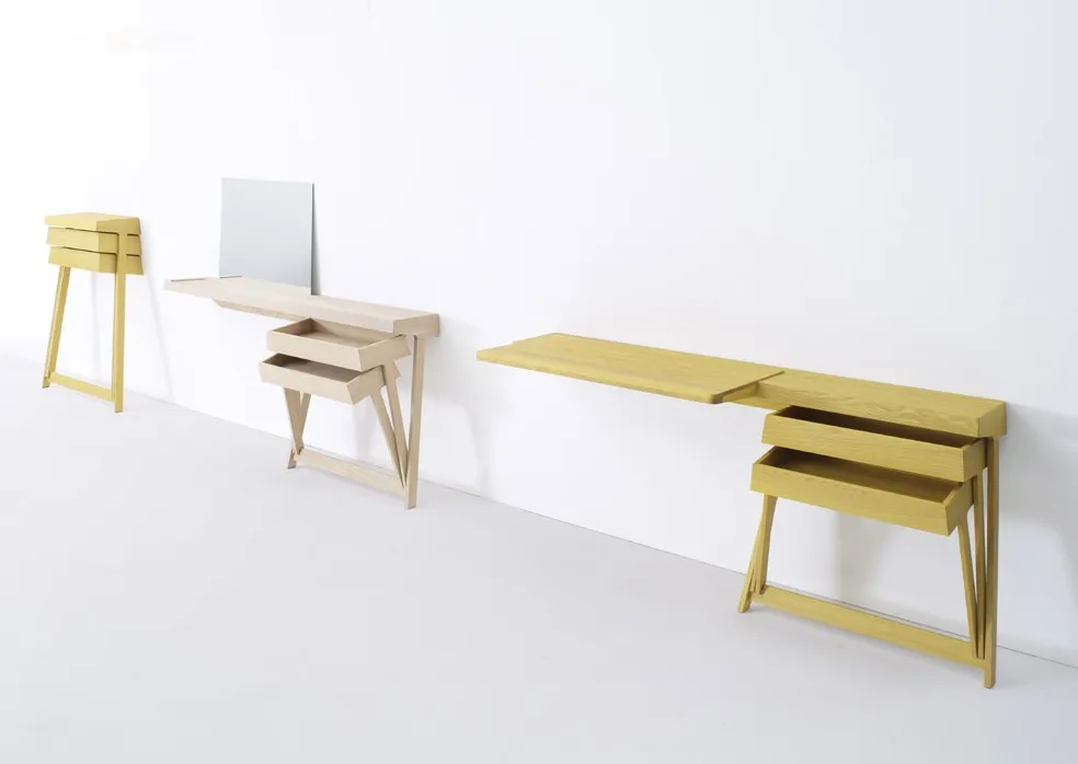 Bureau et coiffeuse par Shay Alkalay — photo 2