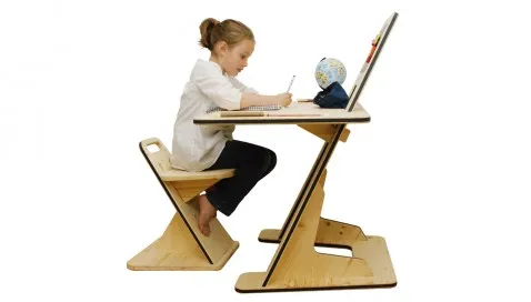 bureau-enfant-4 Bureau pour enfant AZ desk par Guillaume Bouvet — photo 3