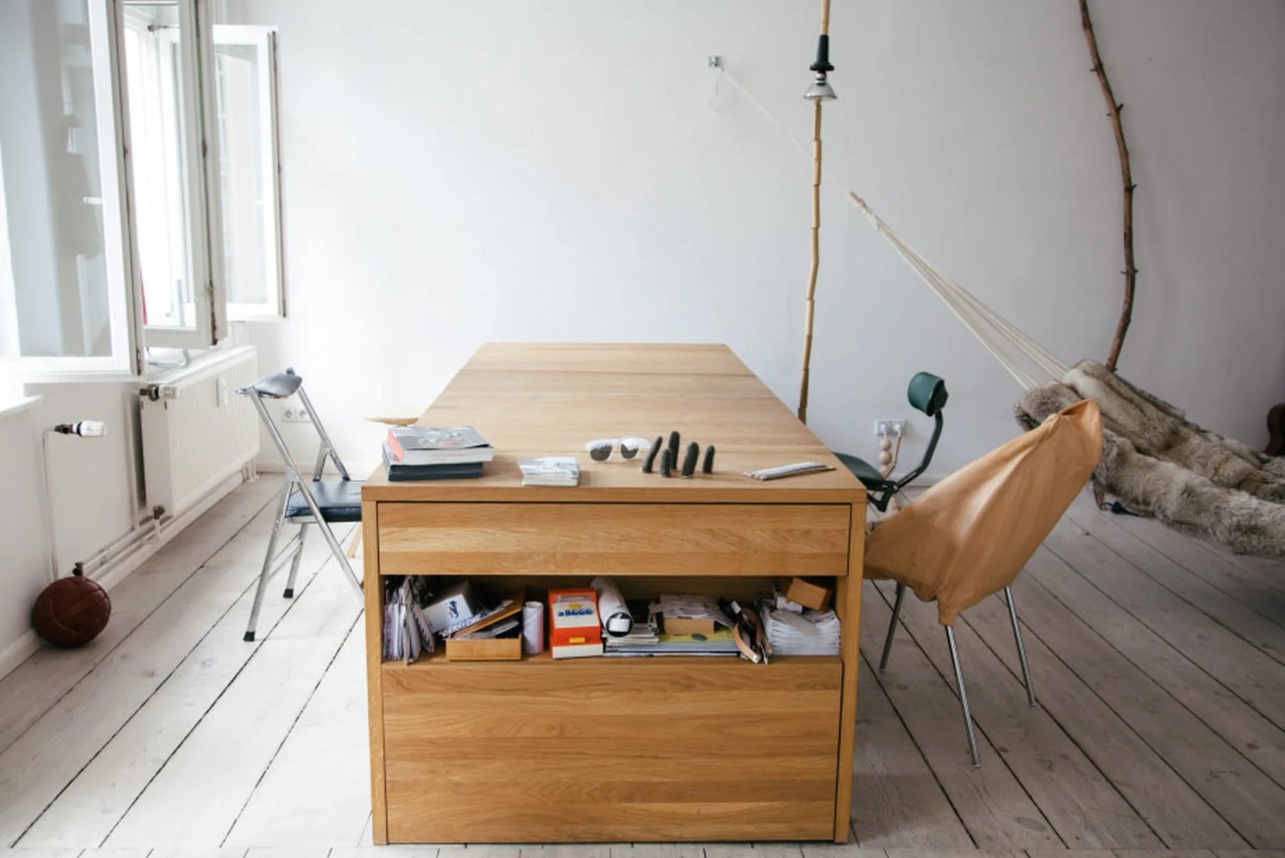 Bureau transformable en lit par BLESS — photo 5
