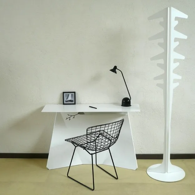 Bureau Zeta par Jérôme Groove et Johann Aumaitre pour Studio Manzano — photo 2