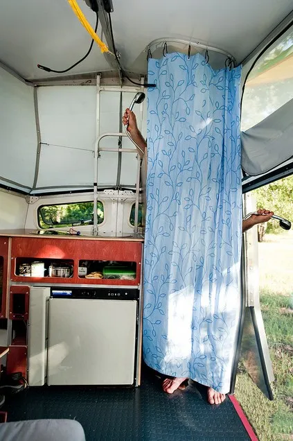 camping-car-cricket-3 Camping car Cricket Camping par Garrett Finney — photo 4