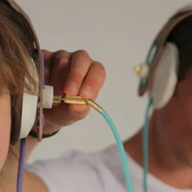 Plug it in le casque audio social par Dorien van Heijst — photo 1