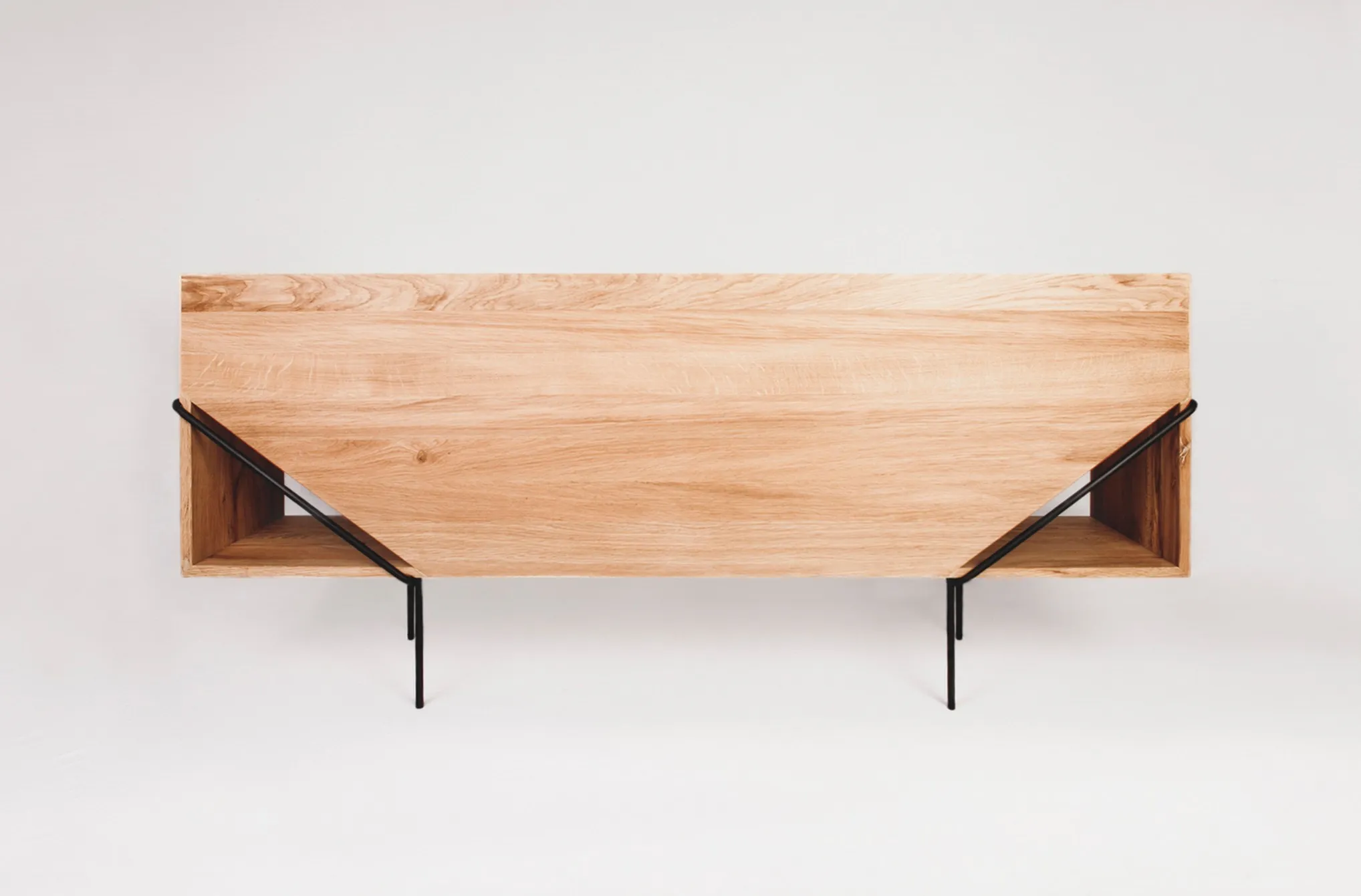Y side table par Kutarq — photo 4
