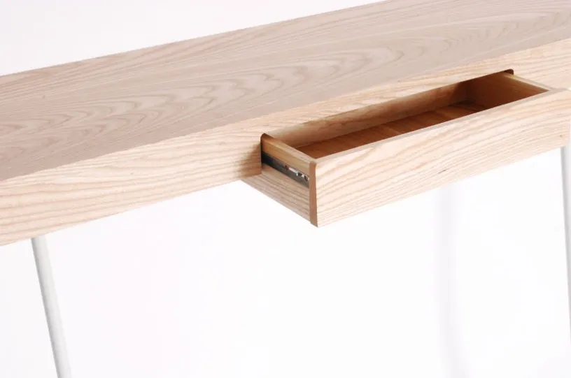 Console en bois Shifty par Daniel Schofield — photo 3