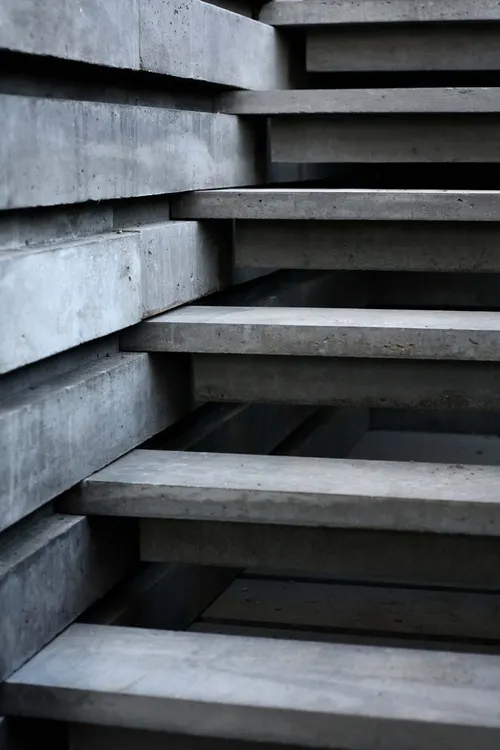 Un escalier en béton — photo 1