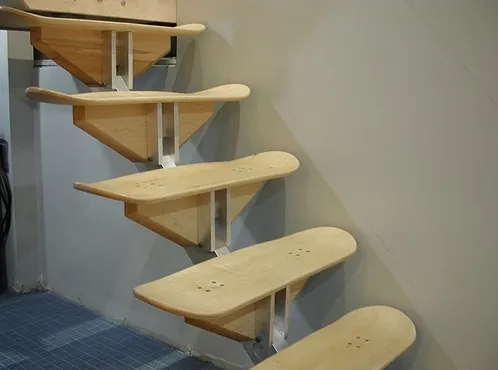 Concept d'escalier à base de boards de skate — photo 1