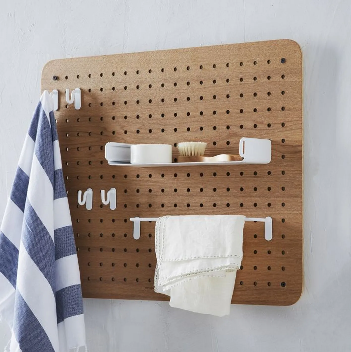 Peg Board Organizer par Sebastian Conran — photo 3