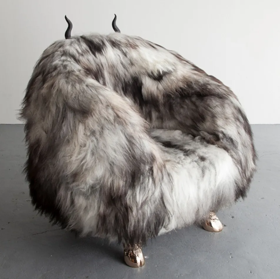 Fauteuil en fourrure par les frères Haas — photo 4