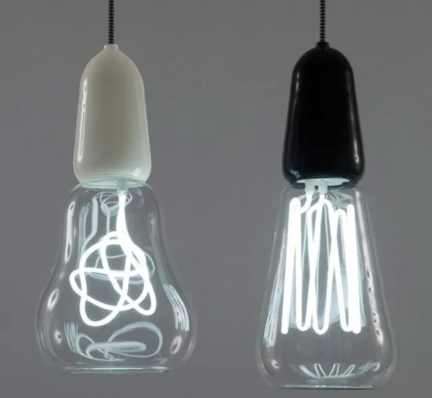 Filament lamps par Scott, Rich & Victoria — photo 1