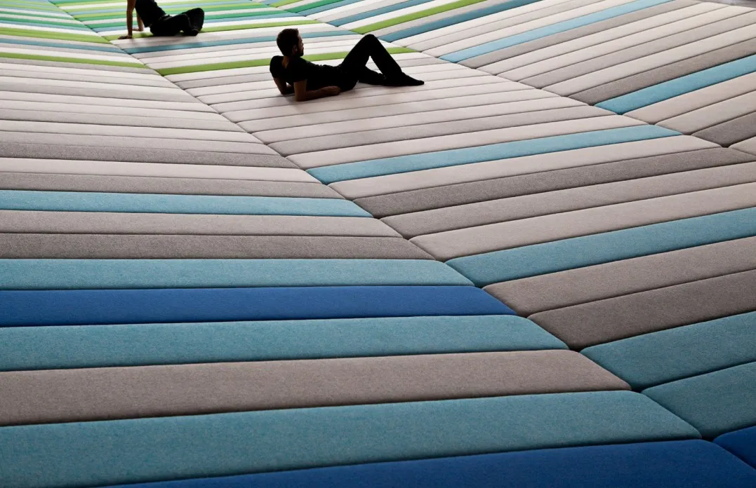 installation-londres-bouroullec-2 Textile Field Installation pour Kvadrat, "The London Design Festival" — photo 5