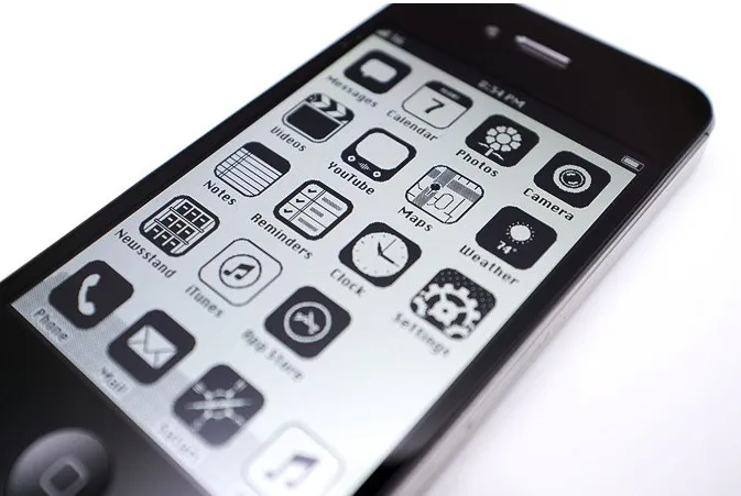 iOS '86 un OS vintage pour l'iphone par Anton Repponen — photo 2
