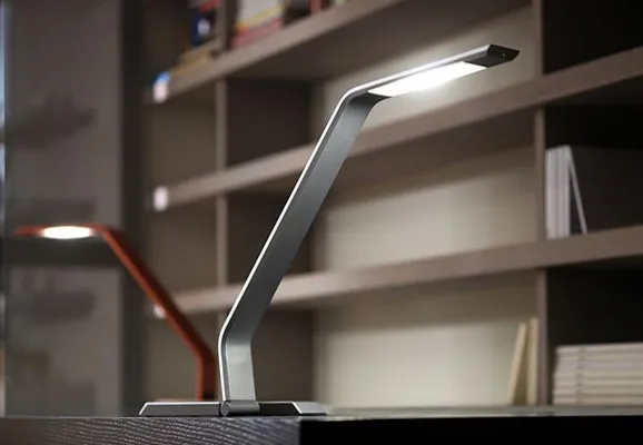 lampe-bureau-design Lampes LED Y and Wing par Process — photo 1