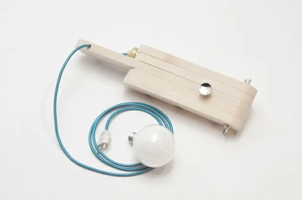 Lampe GiFU par Pau Stephens et María del Pilar Velasco — photo 1