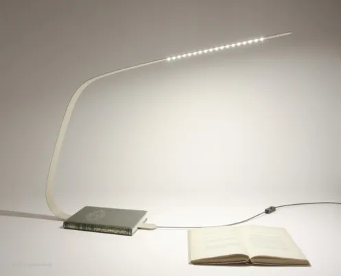 Bookmark Lamp, la lampe marque page par Leonard Kadid — photo 1