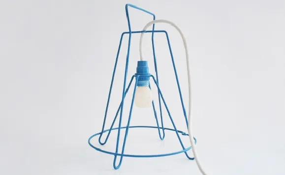 Strip-tease une lampe baladeuse par Arnaud Lapierre — photo 4