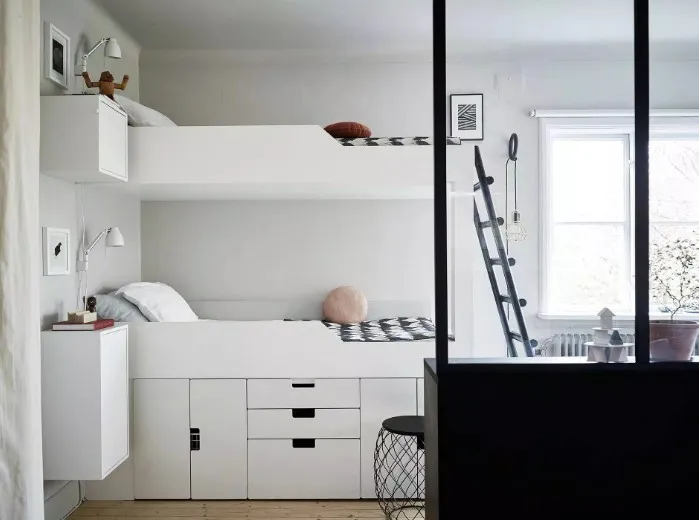 Joli lit superposé pour chambre d'enfants — photo 1