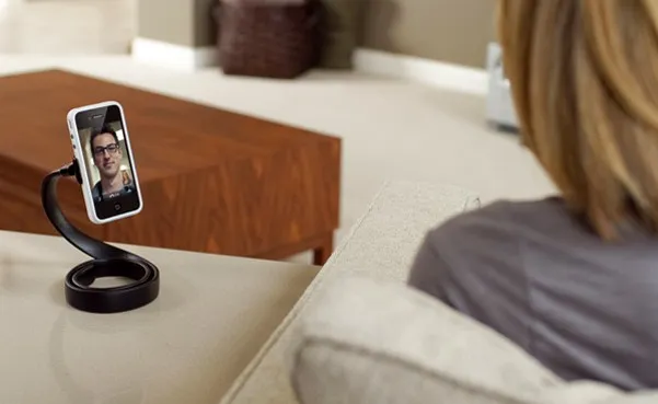 Vyne, un support main libre pour iphone par Clint Spencer et Ryan Eder — photo 1