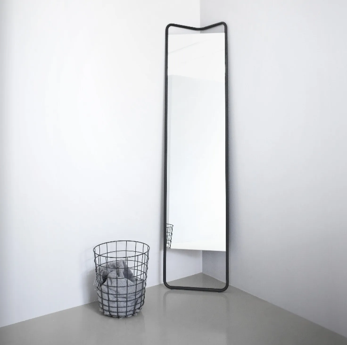 Kaschkasch Floor Mirror par menu — photo 1