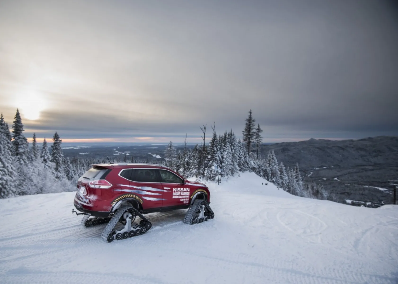 Nissan Rogue Warrior sur les pistes — photo 2