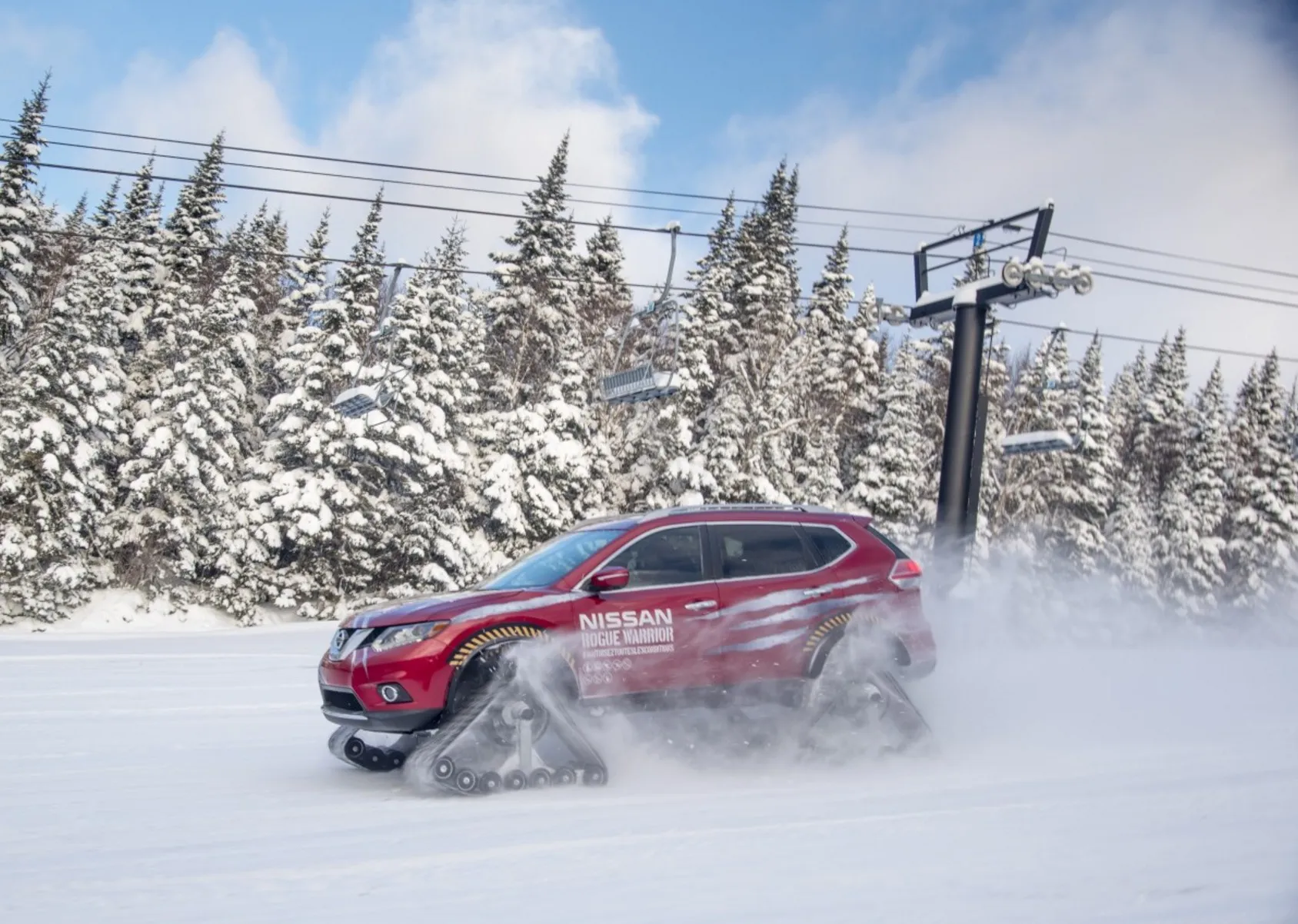 Nissan Rogue Warrior sur les pistes — photo 1