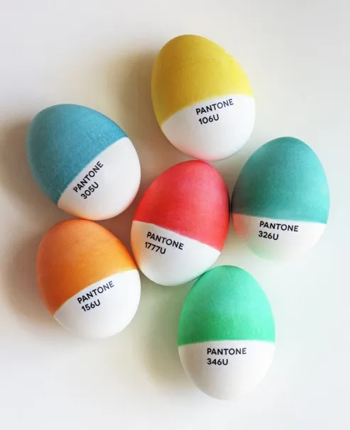 Oeufs de Pâques Pantone — photo 1