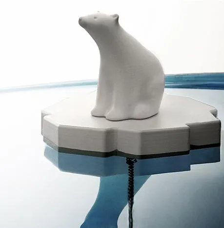ours-polaire-baignoire