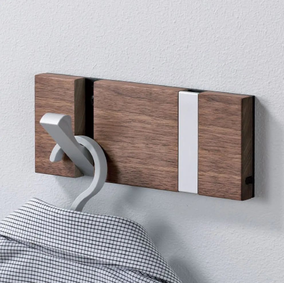 Porte-manteaux rétractable KNAX par Loca — photo 2