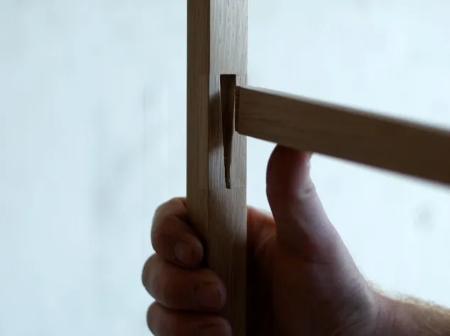 Structure en bois Knock down-Cloth Rack par Jakob Joergensen — photo 2
