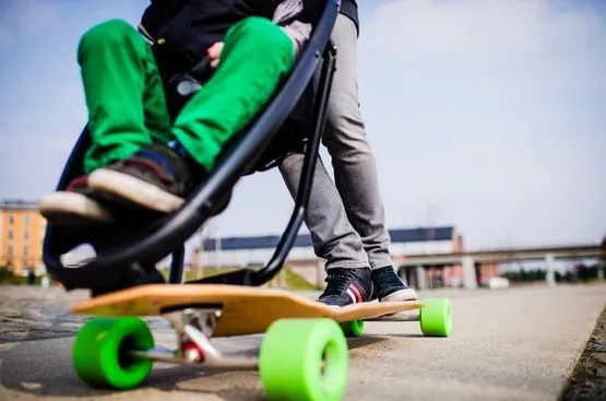 Poussette longboard par Quinny — photo 1