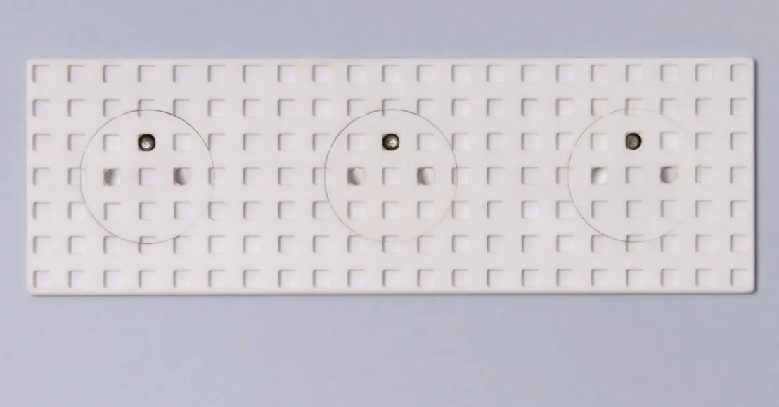 Interrupteurs, prises et variateurs par Inga Sempé — photo 3