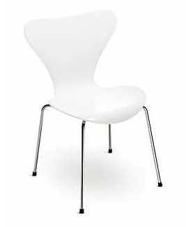 Series 7 3107 by Arne Jacobsen