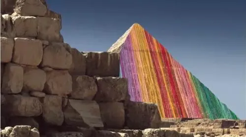 sony bravia pyramid
