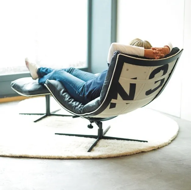 Spinnaker Chair, un fauteuil en voile de bateau — photo 1