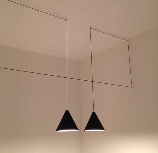 Lampe String Light par Michael Anastassiades — photo 1