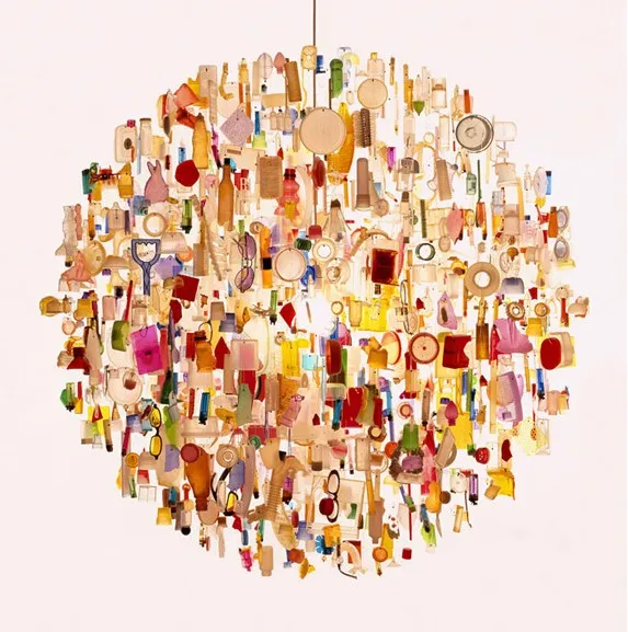 Suspension Tide par Stuart Haygarth — photo 1