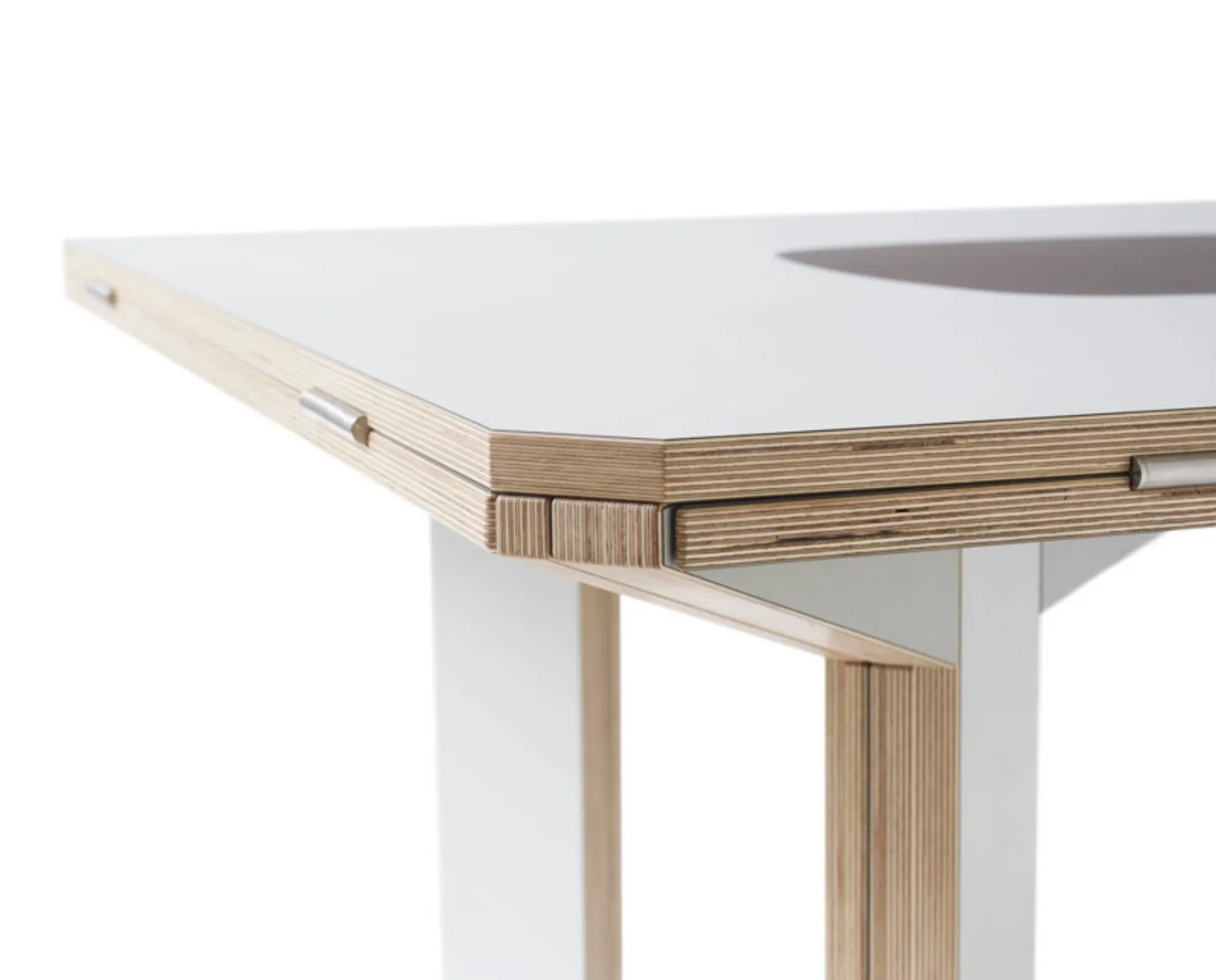 Table extensible Gironde par Juan Pablo Quintero et Michel Gironde — photo 1
