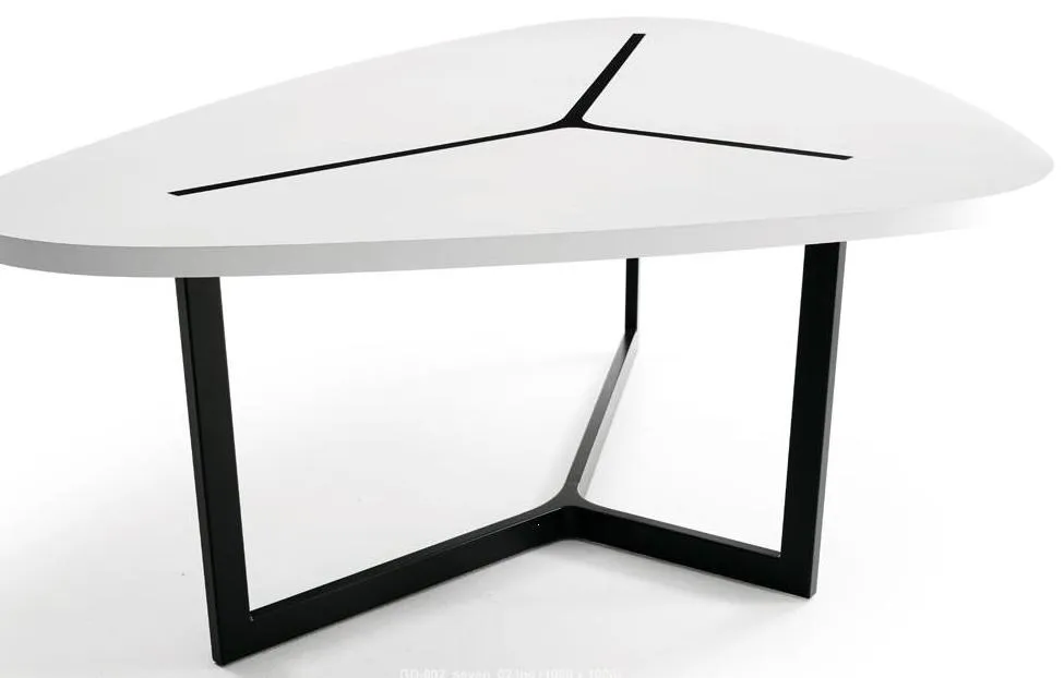 Table Seven par Jean Marie Massaud pour B&B Italia — photo 1